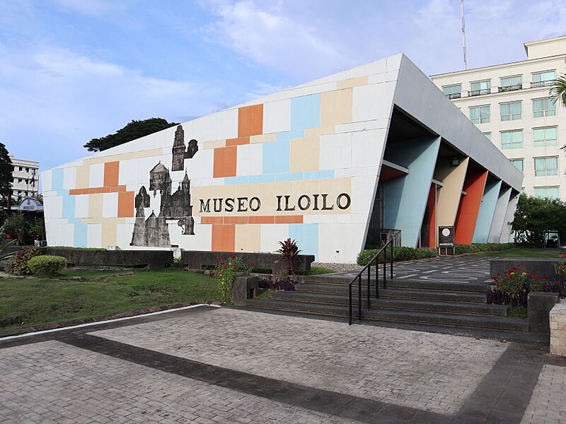 Museo Iloilo (Bonifacio Drive, Iloilo City; 10-21-2022)