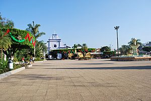 Main plaza and church in Ciudad Tecún Umán