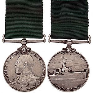Royal Naval Volunteer Reserve Long Service and Good Conduct Medal (George V) v1