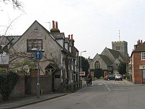 Thatcham town centre.jpg