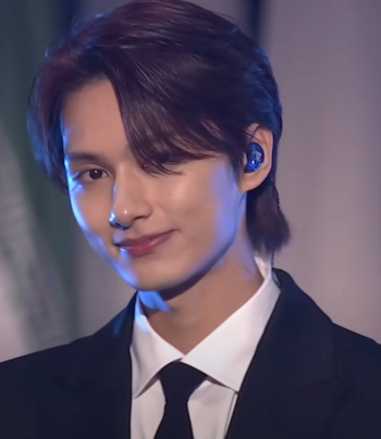 Wen Junhui at Unesco Youth Forum 231118.png
