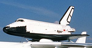 Buran on An-225 (Le Bourget 1989) (cropped)