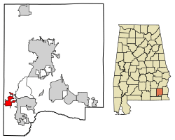 Location of Level Plains in Dale County, Alabama.