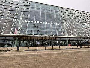 Façade Bâtiment Henri Moissan