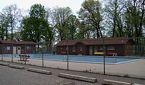 Glen Park Municipal Swimming Pool 1
