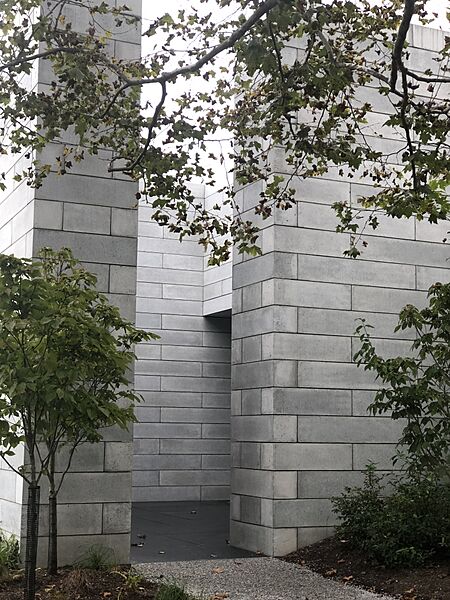 Glenstone-2018-10-23-exterior-admin