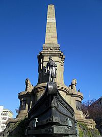 Monumento a Lord Cochrane 01