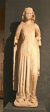 Statue de Béatrice de Provence.