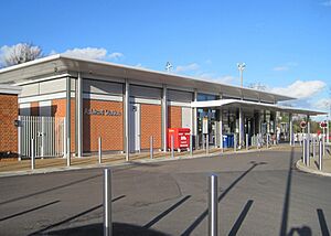 Ashtead railway station, Surrey - geograph.org.uk - 3841887