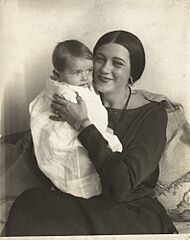Barbara La Marr and son Marvin, 1922