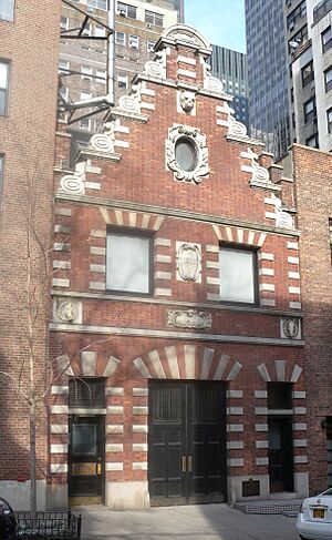 Bowdoin Stables 149 E38 jeh