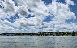 Fort Loudoun Lake subdivisions in Louisville, Tennessee