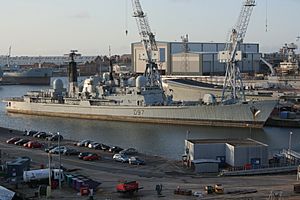 HMS Edinburgh-Portsmouth-02