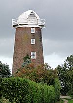 Hindringham tower mill (geograph 2031088).jpg
