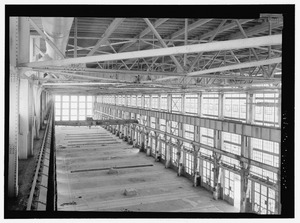 Looking west at Machine Shop (Bldg. 163) north bay interior. Note the Shaw 15-ton bridge crane and pits between the rails of several tracks - Atchison, Topeka, Santa Fe Railroad, HAER NM-12-C-10