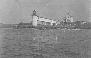 Marshall Point Light new