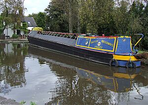 Narrowboat near Tatenhill Lock, Dunstall, Staffordshire