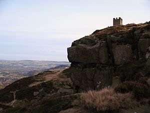 Old Quarry and Lund's Tower - geograph.org.uk - 1692495.jpg