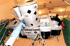 STS-80 ORFEUS-SPAS II 01