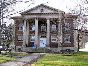 Spalding Memorial Library-Tioga Point Museum Nov 09