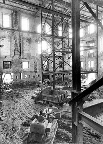 The Shell of the White House during the Renovation-05-17-1950