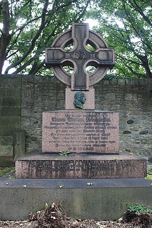 The grave of Thomas Thomson, Dean Cemetery