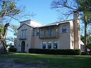 Clewiston FL Executive House01