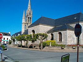 The church of Saint-Pierre, in Riec-sur-Belon