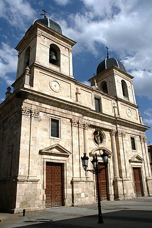 Santa María church (15th-18th century)