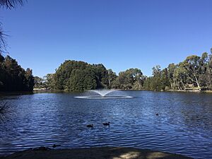Frederick Baldwin Park, Kardinya, Western Australia, September 2021 01