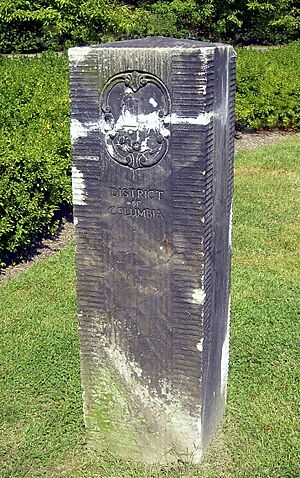 GCOA entrance marker, Chevy Chase