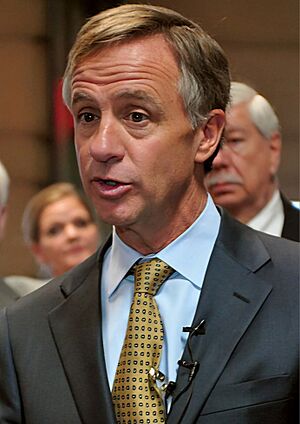 Gov. Bill Haslam Visit to ETTP 2014 Oak Ridge (cropped).jpg