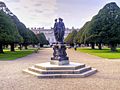Hampton Court Palace Gardens, Statue in East Front Gardens.jpg