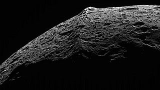 Iapetus equatorial ridge