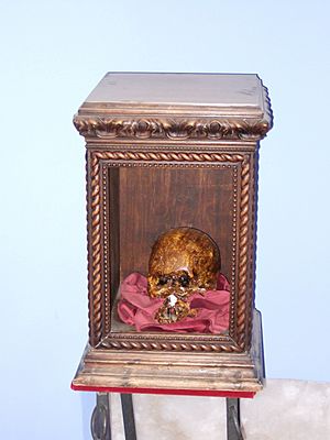 Illueca - Palacio del Papa Luna - Cráneo