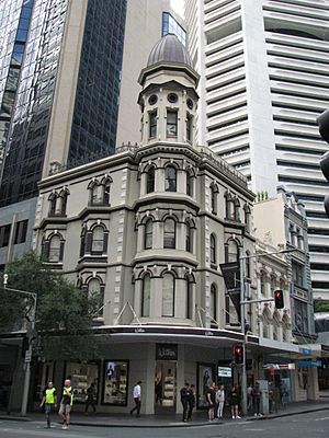 Kings Hotel, Sydney.jpg