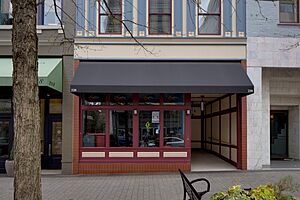 Lumsden-Boone Building 3-30-2013