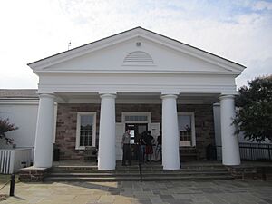 Manassas, VA, Visitor Center entrance IMG 4327