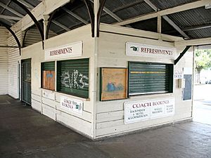Maryborough Railway Station Complex, 1990s refreshment kiosk (2007)
