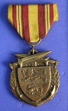 Medal, commemorative (AM 1996.185.12-4).jpg