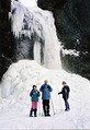 Moul skiers