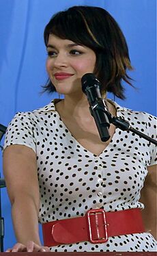 Norahjonesongma (cropped)