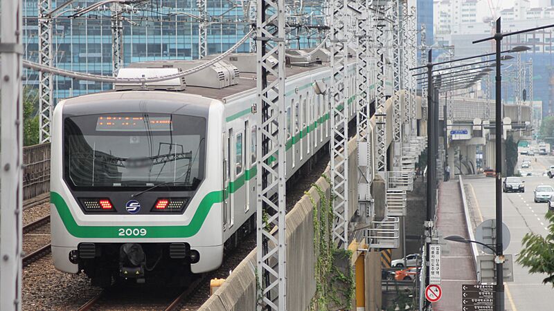 Seoul-metro-2009-20180916-103548