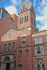St Mary's, Mulberry Street - geograph.org.uk - 5363749