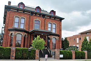 UsaEast2016 471 Emanuel Schloss House