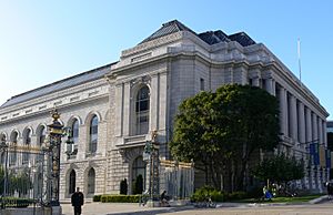 War Memorial Veterans Building side
