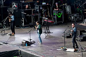 Weezer - 2022154164838 2022-06-03 Rock am Ring - Sven - 1D X MK II - 0640 - AK8I0873