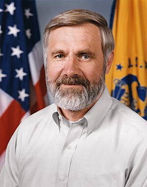 William H. Foege Color.jpg