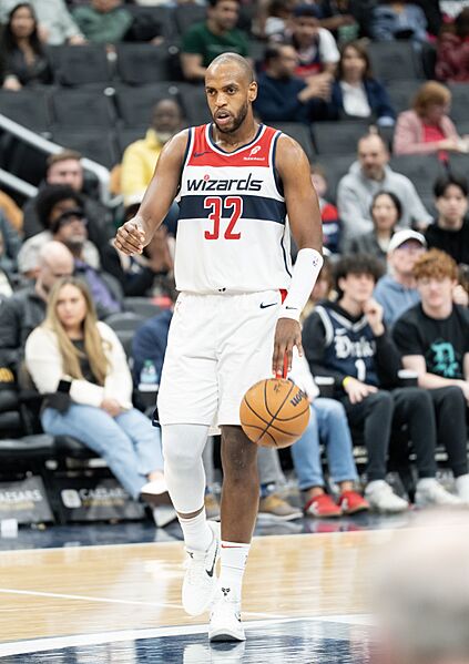 1 khris middleton 2025