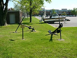 Ancres Fury. Anchors of HMS Fury (1814).